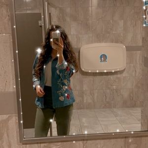 Meet your Posher, Bella